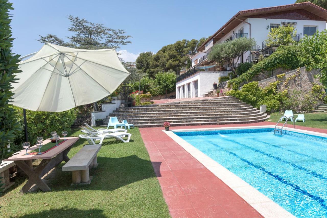 Costa Maresme Apartment Санта-Сусанна Екстер'єр фото
