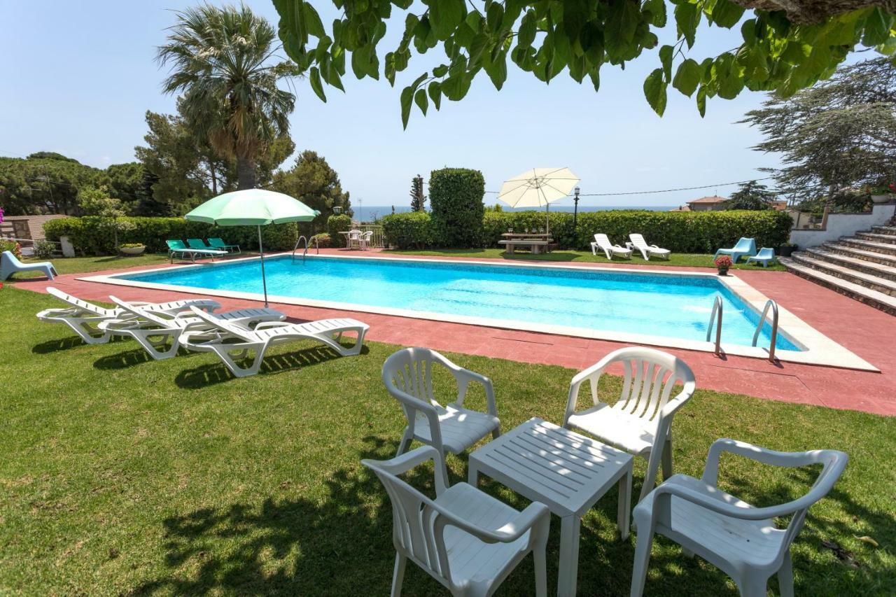 Costa Maresme Apartment Санта-Сусанна Екстер'єр фото