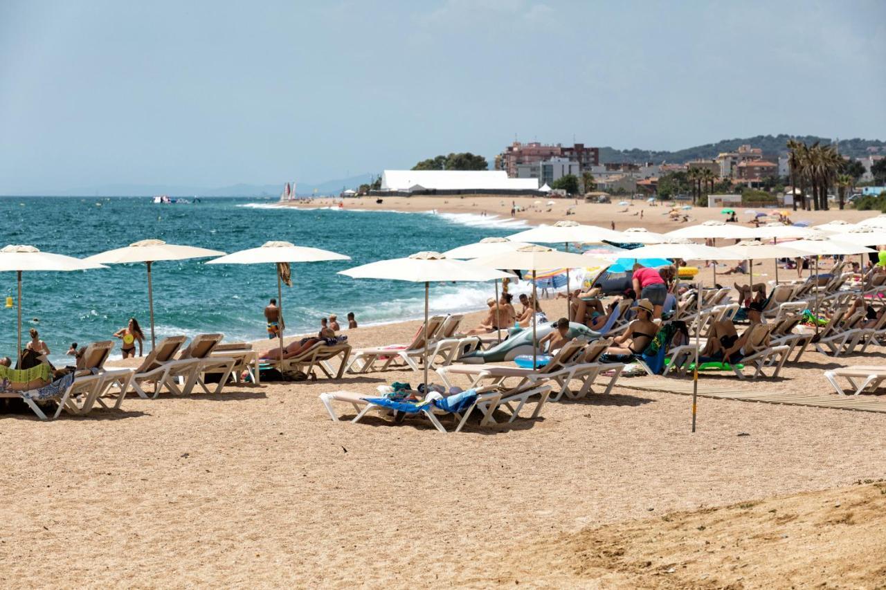 Costa Maresme Apartment Санта-Сусанна Екстер'єр фото